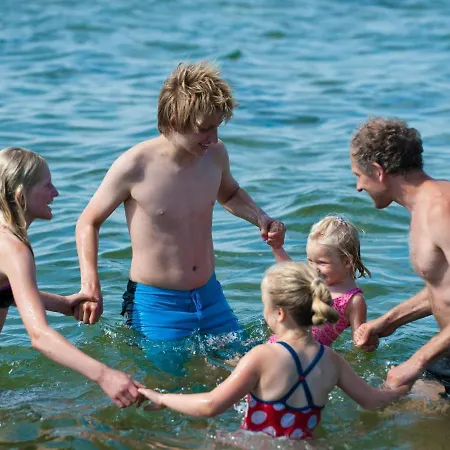 Three-bedroom Holiday In Brenderup Fyn 1